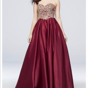 Plus size prom dress // red/maroon/burgundy